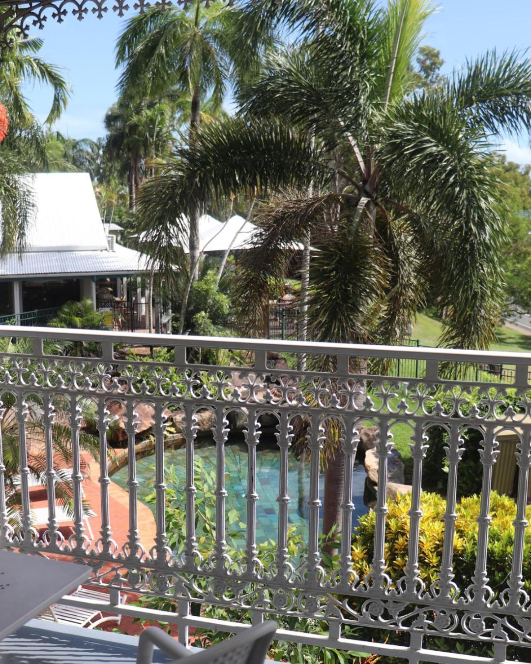 Colonial Palms Motor Inn Airlie Beach Εξωτερικό φωτογραφία