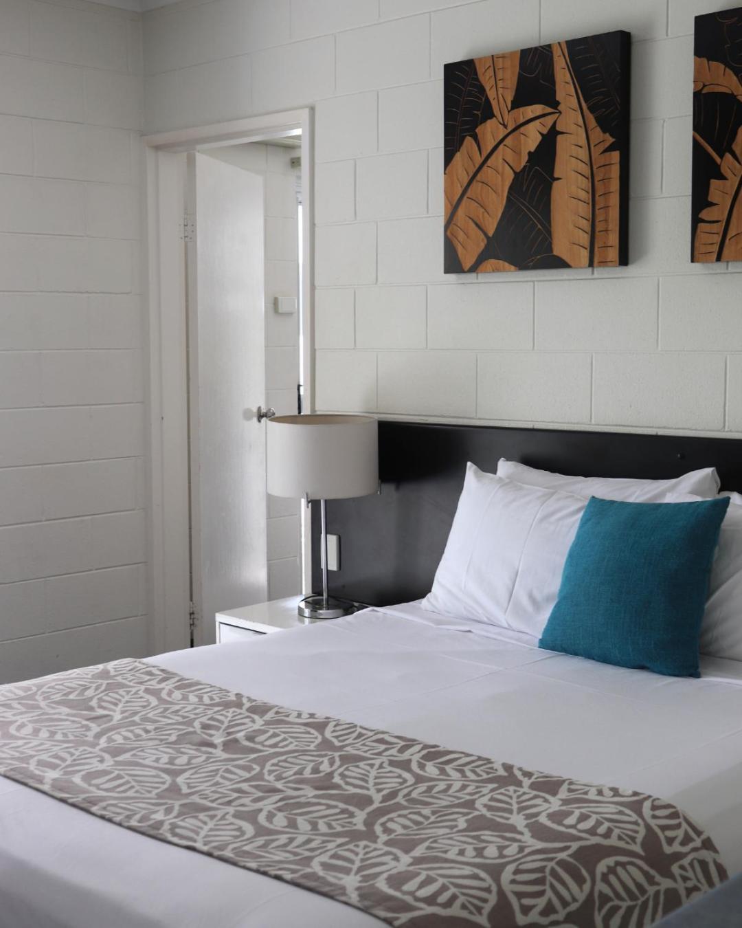 Colonial Palms Motor Inn Airlie Beach Εξωτερικό φωτογραφία